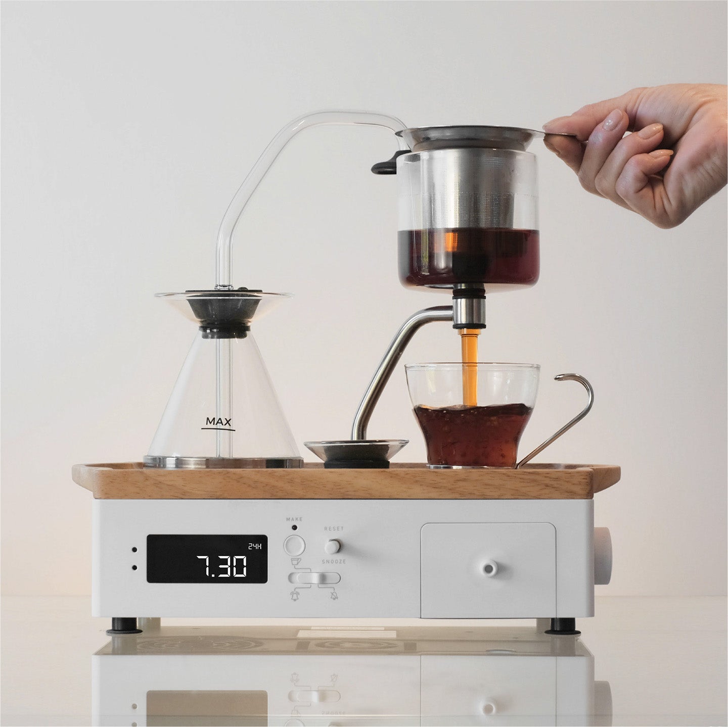 Joy Resolve Barisieur Tea & Coffee Alarm Clock Black :: Green Plantation